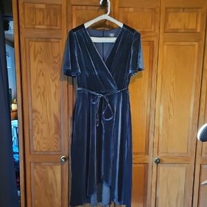 Elegant Velvet Wrap Dress in Blue